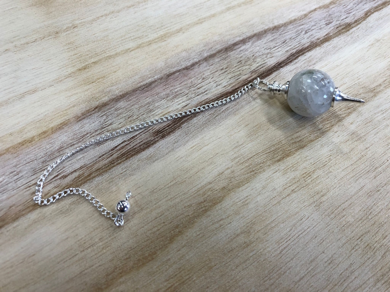 Péndulo Bola Piedra Luna punta metal